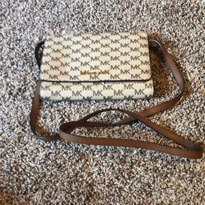 Michael Kors Crossbody